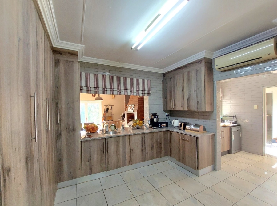 5 Bedroom Property for Sale in Brits North West
